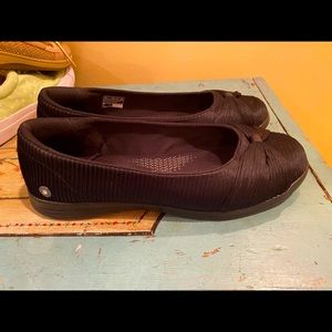 Black Bow Sketchers Flats Size 11